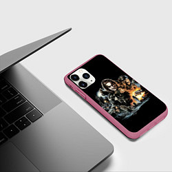 Чехол iPhone 11 Pro матовый Фильм Ворон, Постер The Crow, цвет: 3D-малиновый — фото 2