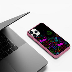 Чехол iPhone 11 Pro матовый League Of Legends неон - Arcane logo, цвет: 3D-малиновый — фото 2