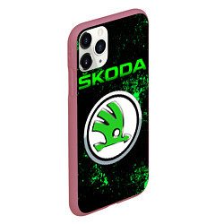 Чехол iPhone 11 Pro матовый SKODA - ЗЕЛЕНЫЕ БРЫЗГИ, цвет: 3D-малиновый — фото 2