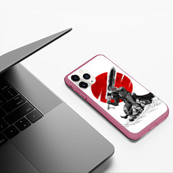 Чехол iPhone 11 Pro матовый Гатс Черный мечник, цвет: 3D-малиновый — фото 2