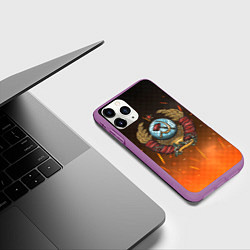 Чехол iPhone 11 Pro матовый Герб СССР на фоне огня, цвет: 3D-фиолетовый — фото 2