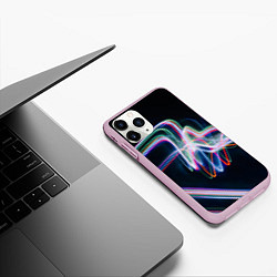 Чехол iPhone 11 Pro матовый Абстрактные световые линии во тьме, цвет: 3D-розовый — фото 2