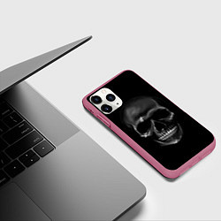 Чехол iPhone 11 Pro матовый Карбоновый череп, цвет: 3D-малиновый — фото 2