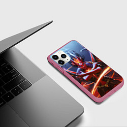 Чехол iPhone 11 Pro матовый Квин оф пэйн, цвет: 3D-малиновый — фото 2