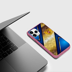 Чехол iPhone 11 Pro матовый Золотой герб России на синем объемном фоне, цвет: 3D-малиновый — фото 2