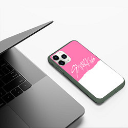 Чехол iPhone 11 Pro матовый Stray Kids pink and white, цвет: 3D-темно-зеленый — фото 2