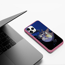 Чехол iPhone 11 Pro матовый Night flight Totoro, цвет: 3D-малиновый — фото 2