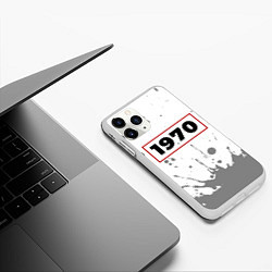 Чехол iPhone 11 Pro матовый 1970 - в красной рамке на светлом, цвет: 3D-белый — фото 2
