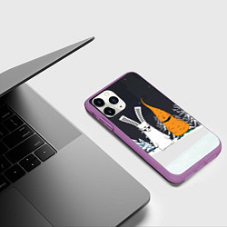 Чехол iPhone 11 Pro матовый Заяц и морковка, цвет: 3D-фиолетовый — фото 2