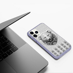 Чехол iPhone 11 Pro матовый Медведь чёрно-белый барельеф с этническим орнамент, цвет: 3D-светло-сиреневый — фото 2