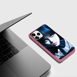 Чехол iPhone 11 Pro матовый Уэнсдэй: дочь Аддамсов, цвет: 3D-малиновый — фото 2