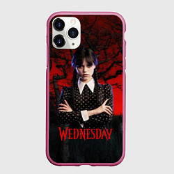 Чехол iPhone 11 Pro матовый Уэнсдэй на фоне леса, цвет: 3D-малиновый