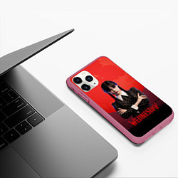 Чехол iPhone 11 Pro матовый Уэнсдэй на фоне красной луны, цвет: 3D-малиновый — фото 2