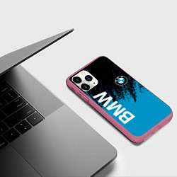 Чехол iPhone 11 Pro матовый Bmw голубые брызги, цвет: 3D-малиновый — фото 2