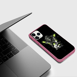 Чехол iPhone 11 Pro матовый Кибер-демон, цвет: 3D-малиновый — фото 2