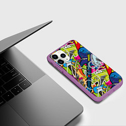 Чехол iPhone 11 Pro матовый Guitars - pop art pattern, цвет: 3D-фиолетовый — фото 2