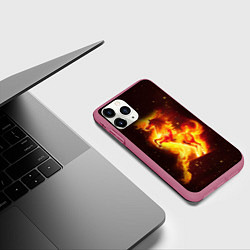 Чехол iPhone 11 Pro матовый Пылающий фантастический конь, цвет: 3D-малиновый — фото 2