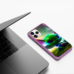 Чехол iPhone 11 Pro матовый Крошка инопланетянин, цвет: 3D-фиолетовый — фото 2