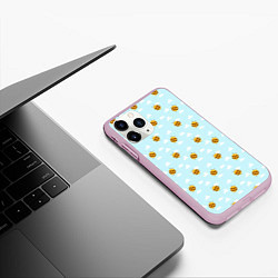 Чехол iPhone 11 Pro матовый Паттерн облака и пчелы, цвет: 3D-розовый — фото 2
