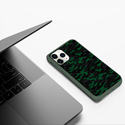 Чехол iPhone 11 Pro матовый Точечный камуфляжный узор Spot camouflage pattern, цвет: 3D-темно-зеленый — фото 2