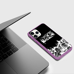 Чехол iPhone 11 Pro матовый Блич - Скелеты в огне, цвет: 3D-фиолетовый — фото 2