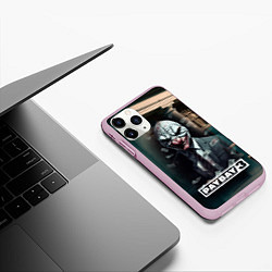 Чехол iPhone 11 Pro матовый Payday 3 mask, цвет: 3D-розовый — фото 2