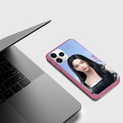 Чехол iPhone 11 Pro матовый Джису Блэкпинк, цвет: 3D-малиновый — фото 2