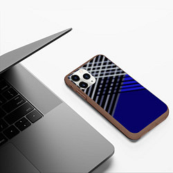 Чехол iPhone 11 Pro матовый Белые и серые полосы на синем фоне, цвет: 3D-коричневый — фото 2