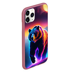 Чехол iPhone 11 Pro матовый Люминесцентный медведь гризли, цвет: 3D-малиновый — фото 2