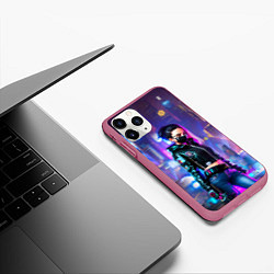 Чехол iPhone 11 Pro матовый Девчонка в маске в мегаполисе - киберпанк, цвет: 3D-малиновый — фото 2