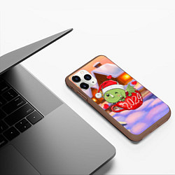 Чехол iPhone 11 Pro матовый Дракон в кружке 2024, цвет: 3D-коричневый — фото 2