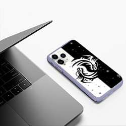 Чехол iPhone 11 Pro матовый Инь Янь - Драконы, цвет: 3D-светло-сиреневый — фото 2