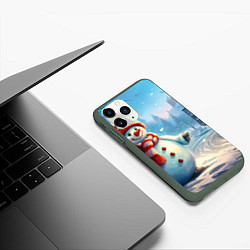 Чехол iPhone 11 Pro матовый Снеговик новогодний, цвет: 3D-темно-зеленый — фото 2