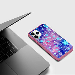 Чехол iPhone 11 Pro матовый Снежинки - морозный паттерн, цвет: 3D-малиновый — фото 2