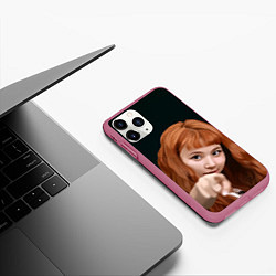 Чехол iPhone 11 Pro матовый Момо Твайс, цвет: 3D-малиновый — фото 2