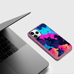 Чехол iPhone 11 Pro матовый Яркие кислотные разноцветные пятна в виде камуфляж, цвет: 3D-малиновый — фото 2