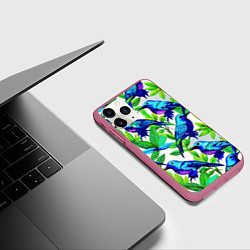 Чехол iPhone 11 Pro матовый Паттерн маленькое синее колибри, цвет: 3D-малиновый — фото 2
