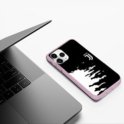 Чехол iPhone 11 Pro матовый Ювентус спорт краски текстура, цвет: 3D-розовый — фото 2