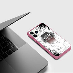 Чехол iPhone 11 Pro матовый Warthunder брызги красок текстура, цвет: 3D-малиновый — фото 2