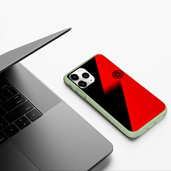 Чехол iPhone 11 Pro матовый Inter geometry red sport, цвет: 3D-салатовый — фото 2