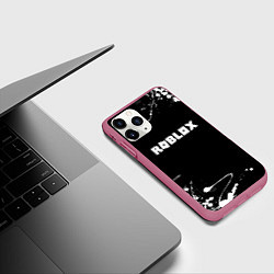 Чехол iPhone 11 Pro матовый Roblox текстура краски белые, цвет: 3D-малиновый — фото 2