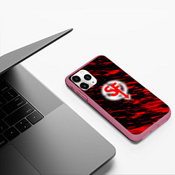 Чехол iPhone 11 Pro матовый Sally face красные искры, цвет: 3D-малиновый — фото 2