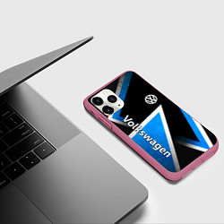 Чехол iPhone 11 Pro матовый Volkswagen - бело-синий треугольник, цвет: 3D-малиновый — фото 2