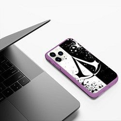 Чехол iPhone 11 Pro матовый Assasins Creed - black and white, цвет: 3D-фиолетовый — фото 2