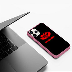 Чехол iPhone 11 Pro матовый Daewoo red logo, цвет: 3D-малиновый — фото 2