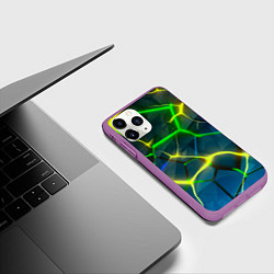 Чехол iPhone 11 Pro матовый Неоновые яркие зеленые плиты с желтым светом, цвет: 3D-фиолетовый — фото 2
