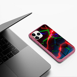 Чехол iPhone 11 Pro матовый Неоновые яркие зеленые плиты с красным светом, цвет: 3D-малиновый — фото 2