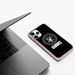 Чехол iPhone 11 Pro матовый Ramones rock logo, цвет: 3D-розовый — фото 2