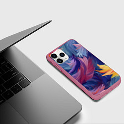 Чехол iPhone 11 Pro матовый Радужные перья, цвет: 3D-малиновый — фото 2