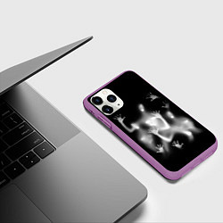 Чехол iPhone 11 Pro матовый Белые призрачные силуэты Y2K, цвет: 3D-фиолетовый — фото 2